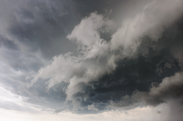 포토 JPG 해외이미지 구름 백그라운드 밭 자연 하늘 날씨 풍경 사람없음 초록색 여름 환경 어둠 봄 위험 폭풍 내추럴 뇌우 재앙 폭풍우 허리케인 해외202004 해외포토 자연요소 계절 컬러 컨셉 농업 비_날씨 자연재해 생태계 파일형식 이미지허브