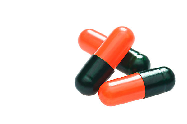 포토 JPG 해외이미지 과학 오렌지 아이디어 건강 사람없음 치료 빨간색 알약 약 쌓기 검은색 흰색 약초 약국 오브젝트 예방 조제 보충 고립 복용 진통제 치료제 헬프 많음 해외202004 해외포토 컬러 컨셉 과일 의학 모션 도움 풀_식물 만들기 파일형식 이미지허브