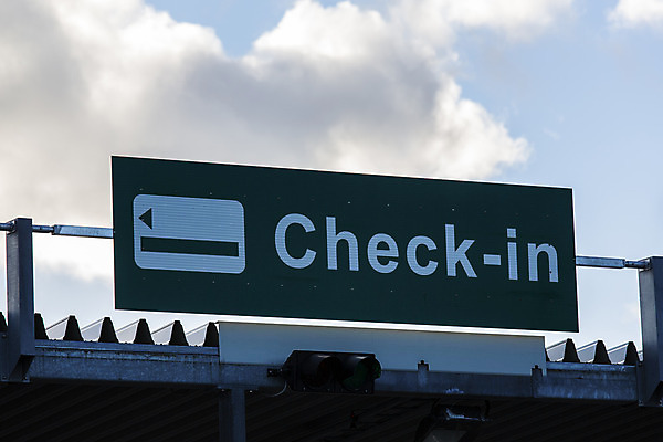 포토 JPG 해외이미지 여행 지도 교통시설 자동차 덴마크 사람없음 초록색 항구 공항 사인 출장 심플 진행 떠남 카피스페이스 부족함 해외202004 해외포토 육상교통 컬러 교통 컨셉 비즈니스 모션 북유럽 공백 시설 파일형식 이미지허브