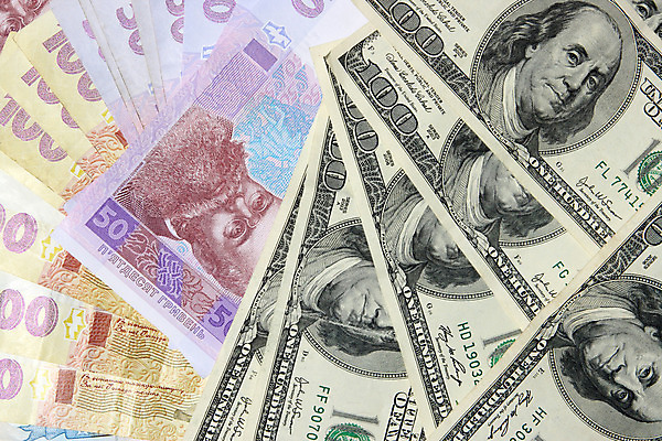 포토 JPG 해외이미지 1 디자인 종이 여행 백그라운드 컨셉 지폐 돈 비즈니스 성공 사람없음 금융 경제 쇼핑 달러 미국 저축 흰색 재산 사인 질감 투자 상업 흙더미 욕심 대출 고립 수입 우크라이나 자금 해외202004 해외포토 유럽 컬러 북아메리카 흙 파일형식 더미 이미지허브