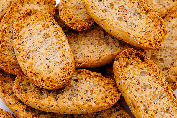 포토 JPG 해외이미지 전통 음식 빵 조각 2 다이어트 건강 요리 사람없음 갈색 쌓기 케이크 식사 저녁식사 빵집 껍질 흰색 신선 맛 아침식사 시리얼 굽기 만취 유기농 질감 슬라이스 밀가루 토스트 덩어리 점심식사 고립 이스트 호밀 해외202004 해외포토 웰빙 컬러 컨셉 모션 디저트 곡류 상점 가루 구이 술취함 파일형식 이미지허브