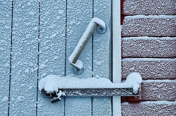 포토 JPG 해외이미지 겨울 손잡이 사람없음 빨간색 파란색 문 얼음 잠금 서리 반투명 옛날 해외202004 해외포토 자연요소 계절 컬러 보안 파일형식 이미지허브