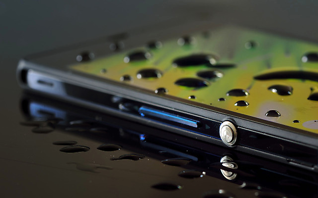 포토 JPG 해외이미지 손 인터넷 비즈니스 통신 손가락 모바일 사람없음 스마트폰 핸드폰 디지털 스크린 장비 욕실 흰색 네트워크 빨래 연결 아래 전화기 스마트 수도꼭지 안드로이드 멀티미디어 방수 아이폰 위생관리 터치스크린 해외202004 해외포토 컬러 컨셉 가사 관리 신체부위 전자제품 스마트기기 방향 로봇 위치 파일형식 이미지허브