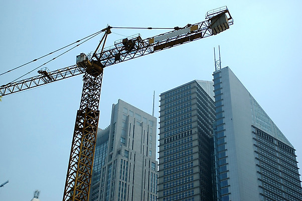 포토 JPG 해외이미지 건축양식 하늘 새로움 사람없음 건물 파란색 사무실 고층빌딩 업무 상하이 아래 진행 스타일 해외202004 해외포토 건축물 건축 컬러 컨셉 비즈니스 빌딩 중국 작업 방향 위치 파일형식 이미지허브