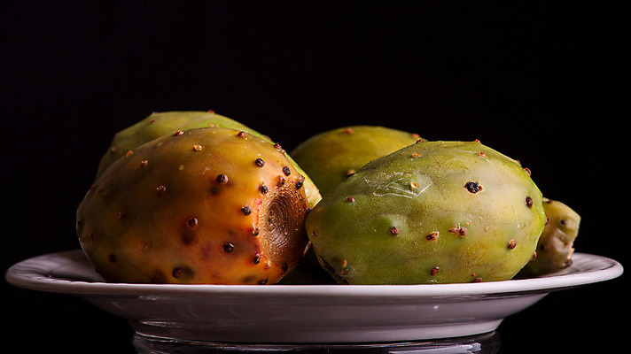 포토 JPG 해외이미지 음식 다이어트 과일 선인장 건강 사람없음 초록색 가시 맛 날카로움 해외202004 해외포토 식물 컬러 컨셉 파일형식 이미지허브