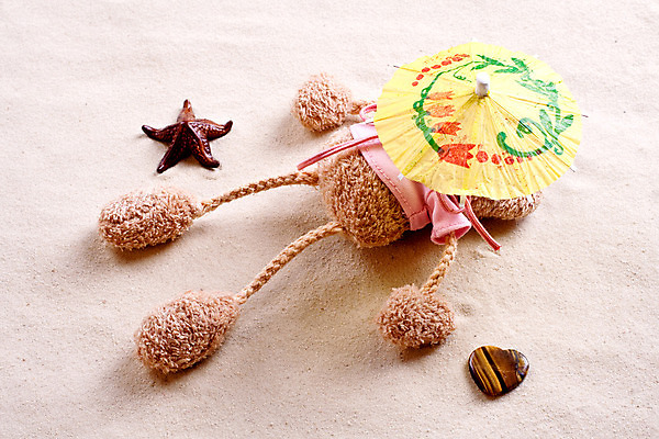 포토 JPG 해외이미지 모래 바다 여행 백그라운드 패턴 우산 상상 자연 표면 휴가 조개 휴식 열대 풍경 해변 사람없음 장식 모래사장 장난감 환경 껍질 바위 가리비 생태학 파라다이스 해외202004 해외포토 교육 컨셉 무늬 어패류 돌_바위 생태계 파일형식 이미지허브