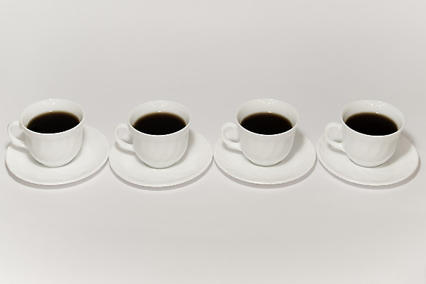 포토 JPG 해외이미지 스튜디오촬영 커피 음료 아침 휴식 사람없음 컵 컬러풀 한개 갈색 검은색 에너지 머그컵 원두 흰색 뜨거움 액체 아침식사 커피잔 설탕 심볼 큐브 만족 날것 정사각형 카푸치노 긴장 에스프레소 중독 고립 따뜻한음료 블랙커피 정물화 카페인 해외202004 해외포토 주간 도형 1 식기 감정 컬러 컨셉 잔 실내 식사 그림 파일형식 이미지허브