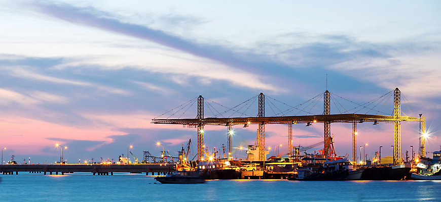 포토 JPG 해외이미지 산업 바다 비즈니스 교통시설 태국 사람없음 물 파란색 글로벌 항구 황혼 거래 화물 도시 컨테이너 조선소 배송 기중기 방콕 수납 포트 타운 수입 유조선 터미널 해외202004 해외포토 자연요소 아시아 컬러 교통 일몰 운송업 중장비 시설 파일형식 이미지허브