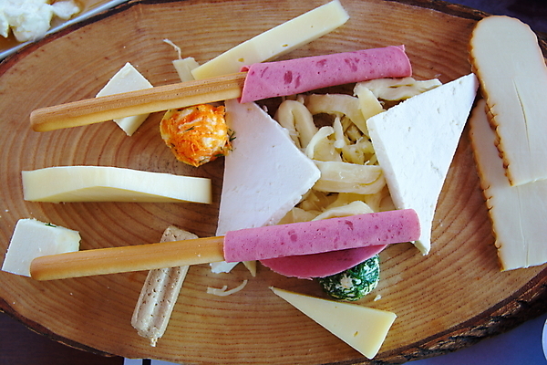 포토 JPG 해외이미지 접시 포크 치즈 건조 파슬리 사람없음 크래커 초콜릿 계란 당근 칼 아침식사 미끄럼틀 잼 먹기 크림 향신료 올리브 브런치 호두 버터 꿀 살구 살라미 크림치즈 해외202004 해외포토 식기 열매 채소 과일 모션 디저트 유제품 뿌리채소 쿠키 알 식사 견과류 소스_음식 놀이기구 향미료 파일형식 이미지허브