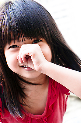 포토 JPG 해외이미지 드레스 여자 교육 딸 행복 얼굴 어린이 컨셉 장난 놀이 한국 종류 한명 미소 웃음 동양인 머리 일본 검은색 중국 유치원 놀이방 기쁨 흰색 표현 달콤 시원함 사인 코 긍정 걸음마 결백 천진난만 해외202004 해외포토 1 옷 감정 아시아 컬러 가족 모션 표정 사람 인종 신체부위 맛 파일형식 이미지허브