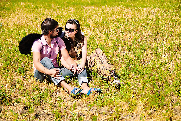 포토 JPG 해외이미지 라이프스타일 커플 공원 여자 남자 행복 2 밭 가족 자연 하늘 함께함 발렌타인데이 사랑 사람 소년 야외 두명 초록색 친구 봄 우정 유혹 해외202004 해외포토 계절 공공시설 감정 어린이 컬러 컨셉 농업 관계 데이이벤트 생활 생태계 파일형식 이미지허브