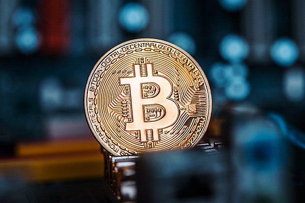 포토 JPG 해외이미지 비즈니스 사람없음 경제 디지털 동전 네트워크 시장 암호 발굴 심볼 투자 전자상거래 가상화폐 해외202004 해외포토 돈 파일형식 이미지허브