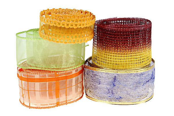 포토 JPG 해외이미지 리본 선물 사람없음 초록색 파란색 컬러풀 노란색 놀람 배열 롤 흙더미 해외202004 해외포토 감정 컬러 표정 흙 파일형식 더미 이미지허브