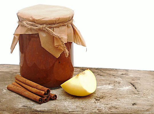 포토 JPG 해외이미지 접시 조각 과일 재료 탁자 디저트 요리 사람없음 목재 펼침 항아리 캔 달콤 맛 사과 잼 설탕 자르기 책상 번짐 젤리 통조림 마멀레이드 무스 시나몬 해외202004 해외포토 나무 식기 음식 가구 컨셉 모션 도자기 소스_음식 파일형식 효과 이미지허브