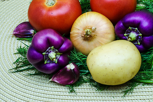 포토 JPG 해외이미지 음식 컨셉 토마토 채소 가지 양파 오이 감자 마늘 근접촬영 사람없음 빨간색 초록색 컬러풀 당근 신선 상추 양배추 부추 비트 주키니 해외202004 해외포토 뷰포인트 컬러 뿌리채소 파일형식 이미지허브