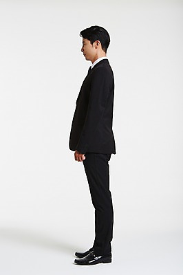 포토 JPG 스튜디오촬영 전신 남자 실내 한명 서기 정장 성인 옆모습 30대 한국인 비즈니스맨 차렷 성인남자한명만 장년남자한명만 국내포토 1 옷 뷰포인트 포즈 비즈니스 모션 사람 동양인 내부 장년 직장인 남자한명만 성인남자만 장년남자만 파일형식