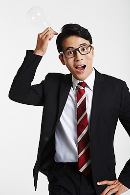 포토 JPG 스튜디오촬영 남자 안경 허리손 생각 전구 아이디어 실내 한명 서기 정장 상반신 성인 앞모습 30대 놀람 한국인 비즈니스맨 성인남자한명만 장년남자한명만 안경낌 깨달은 국내포토 1 잡화 옷 감정 뷰포인트 포즈 컨셉 비즈니스 모션 표정 사람 동양인 내부 장년 직장인 남자한명만 성인남자만 장년남자만 파일형식