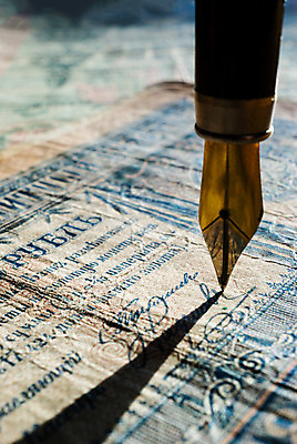 포토 JPG 해외이미지 디자인 교육 종이 길 백그라운드 컨셉 비즈니스 캘리그라피 공 학교 잉크 사람없음 빨간색 스터디 사무실 연필 펜 볼펜 금속 검은색 쪽지 공백 골동품 흰색 기구 업무 메시지 클래식 끝 고급 플라스틱 자르기 계약 오브젝트 사인 분수 싱글 문서 복고 서명 고립 옛날 필기체 해외202004 해외포토 문자 컬러 모션 재질 학용품 학습 필기구 작업 파일형식 이미지허브