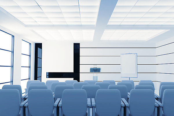 포토 JPG 해외이미지 컨셉 의자 탁자 실내 사람없음 스크린 공백 장비 무대 흰색 회의실 객석 해외202004 해외포토 컬러 가구 내부 파일형식 이미지허브