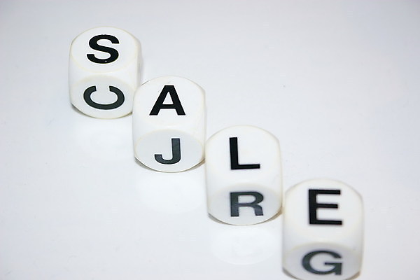 포토 JPG 해외이미지 컨셉 돈 비즈니스 추상 사람없음 단어 세일 블록 주식 편지 큐브 주사위 해외202004 해외포토 문자 무늬 금융 재산 파일형식 이미지허브