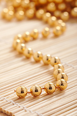 포토 JPG 해외이미지 백그라운드 크리스마스 패턴 목걸이 공 유리 추상 전등 사람없음 장식 빛 컬러풀 반사 노란색 유행 축제 거품 원형 그룹 재산 황금 고급 보석 질감 풍선 보물 여의주 많음 해외202004 해외포토 도형 기념일 컬러 컨셉 무늬 장신구 재질 조명 금융 광석 파일형식 이미지허브