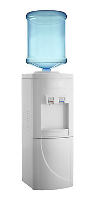 포토 JPG 해외이미지 음료 음식 파도 백그라운드 사람없음 컵 빨간색 물 파란색 사무실 장비 젖음 추위 흰색 뜨거움 수분 시원함 오브젝트 수도꼭지 지역 고립 냉각기 해외202004 해외포토 자연요소 식기 바다 컬러 비즈니스 파일형식 이미지허브