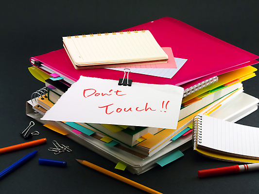 포토 JPG 해외이미지 교육 종이 문장 비즈니스 학교 사람없음 책 단어 스터디 사무실 쌓기 정보 흰색 업무 인쇄 책상 오브젝트 보고서 준비 문서 파일 폴더 페이지 수납 바인더 흙더미 회계 고립 보관소 해외202004 해외포토 문자 컬러 가구 모션 경제 학습 사무용품 흙 작업 저장 파일형식 더미 이미지허브