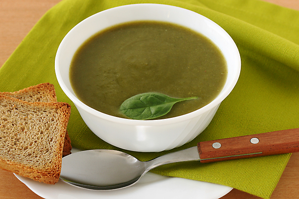 포토 JPG 해외이미지 접시 음식 다이어트 채소 따뜻함 건강 식이요법 사람없음 숟가락 저녁식사 수프 크림 토스트 시금치 점심식사 채식주의자 해외202004 해외포토 식기 빵 수저 식사 채식 파일형식 이미지허브