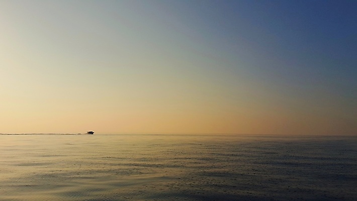 포토 JPG 해외이미지 모래 바다 섬 백그라운드 자연 하늘 휴가 풍경 사람없음 물 여름 파란색 모래사장 일출 맑음 일몰 흰색 모래언덕 석호 몰디브 터키석 파라다이스 해외202004 해외포토 자연요소 계절 아시아 컬러 날씨 노을 보석 언덕 생태계 파일형식 이미지허브