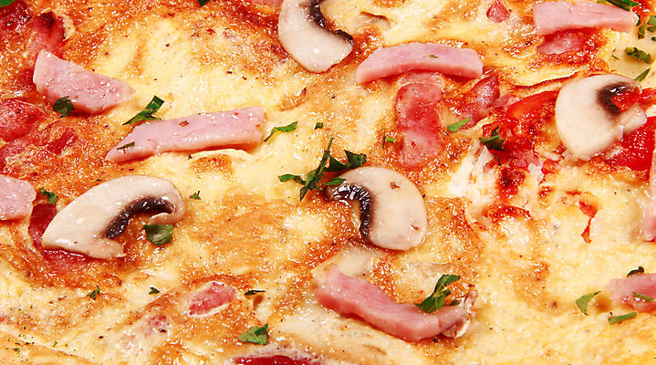 포토 JPG 해외이미지 접시 음식 다이어트 탁자 건강 요리 사람없음 초록색 노란색 식당 계란 식사 저녁식사 치킨 흰색 아침식사 상추 먹기 냅킨 오믈렛 점심식사 스크램블 해외202004 해외포토 식기 컬러 가구 채소 모션 상점 알 계란요리 닭고기요리 파일형식 이미지허브