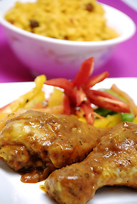 포토 JPG 해외이미지 고추 조류 밥 피망 육류 동양인 사람없음 흰색 뜨거움 맛 매움 향기 저지방 해외202004 해외포토 동물 음식 컬러 컨셉 채소 식재료 인종 기름_음식 냄새 파일형식 이미지허브