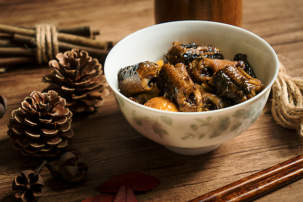 포토 JPG 해외이미지 전통 접시 아시아 음식 채소 건강 육류 요리 동양인 사람없음 목재 중식 식당 요리사 식사 저녁식사 중국 튀김 신선 뜨거움 맛 매움 건강식 점심식사 무생채 특별함 핸드메이드 해외202004 해외포토 나무 직업 식기 나라 컨셉 식재료 재료 인종 상점 파일형식 이미지허브