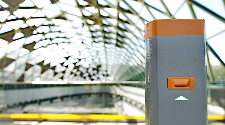 포토 JPG 해외이미지 선 여행 교통시설 출입구 사람없음 내부 문 기계 기차 도시 오픈 티켓 전철 역 입장 확인 시작 보안 대문 전자 지하 일반 통과 방법 제어 해외202004 해외포토 육상교통 교통 대중교통 안전 시설 파일형식 이미지허브