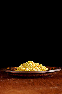 포토 JPG 해외이미지 음식 밥 파슬리 건강 사람없음 빛 노란색 식사 저녁식사 시골 최고 맛 낟알 시리얼 먹기 건강식 점심식사 리조또 밀라노 사프란 채식주의자 핸드메이드 해외202004 해외포토 컬러 컨셉 채소 모션 이탈리아 향신료 채식 파일형식 이미지허브