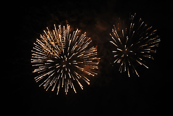 포토 JPG 해외이미지 행복 별 백그라운드 크리스마스 오렌지 하늘 불 휴가 폭죽 불꽃놀이 이벤트 사람없음 야외 빨간색 파란색 빛 반사 검은색 축제 활발 자유 축하 야간 발사 폭발 폭발물 문학 보여주기 빛망울 광 독립 멀티 효과 해외202004 해외포토 자연요소 기념일 감정 무기 컬러 컨셉 과일 모션 놀이 파일형식 이미지허브