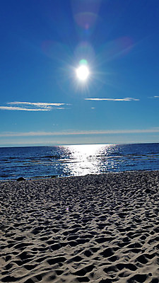 포토 JPG 해외이미지 라이프스타일 손 행복 바다 백그라운드 자연 하늘 휴가 건강 사람없음 야외 물 빛 햇빛 태양 반사 일출 일몰 새벽 기쁨 해외202004 해외포토 자연요소 감정 생활 신체부위 노을 생태계 파일형식 이미지허브