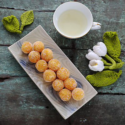 포토 JPG 해외이미지 전통 접시 아시아 음식 공 휴가 새해 사탕 요리 동양인 사람없음 노란색 원형 잼 설탕 먹기 파인애플 만족 베트남 마멀레이드 해외202004 해외포토 도형 식기 감정 나라 컬러 과일 모션 디저트 인종 동남아시아 소스_음식 열대과일 파일형식 이미지허브