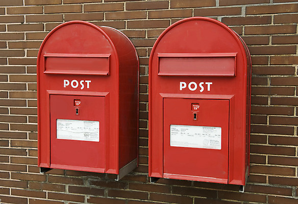 포토 JPG 해외이미지 유럽 주택 덴마크 사람없음 빨간색 상자 궁전 도시 컨테이너 편지 수집 패키지 판지 스칸디나비아 코펜하겐 해외202004 해외포토 나라 산업 컬러 고건축 북유럽 건물 파일형식 이미지허브