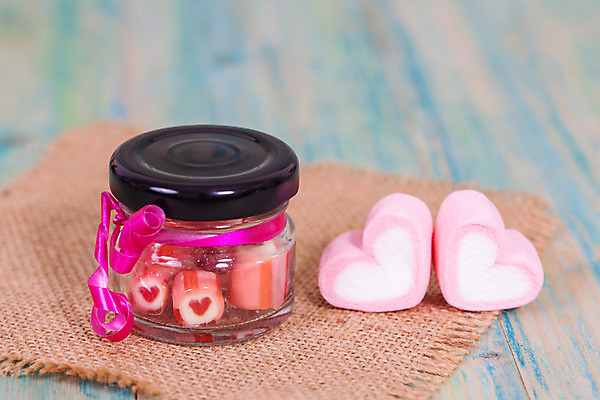 포토 JPG 해외이미지 유리병 디저트 사탕 사람없음 하트 달콤 담기 핸드메이드 해외202004 해외포토 모양 음식 모션 병_용기 맛 파일형식 이미지허브