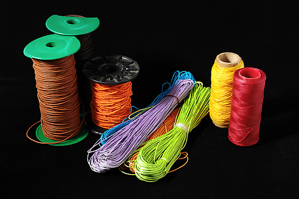 포토 JPG 해외이미지 옷 선 밧줄 줄 백그라운드 컨셉 패턴 공 넥타이 추상 따뜻함 사람없음 빨간색 수건 컬러풀 갈색 유행 힘 장비 흰색 직물 면 삼 뜨개질 실 닫기 코드 엉킴 묶기 질감 롤 부드러움 실타래 섬유 솜털 노끈 실뭉치 짜임 얼레 내추럴 양모 감싸기 고립 핸드메이드 해외202004 해외포토 잡화 컬러 무늬 채소 모션 취미 위생용품 감각 파일형식 이미지허브