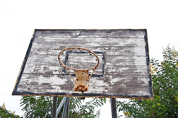 포토 JPG 해외이미지 외관 공원 스포츠 백그라운드 학교 놀이 하늘 성공 농구 건강 사람없음 야외 운동 바구니 금속 웹 경쟁 장비 게임 흰색 반지 원형 놀이터 테두리 부식 슛 점수 법정 옛날 해외202004 해외포토 도형 공공시설 교육 컬러 컨셉 인터넷 장신구 재질 구기 파일형식 이미지허브