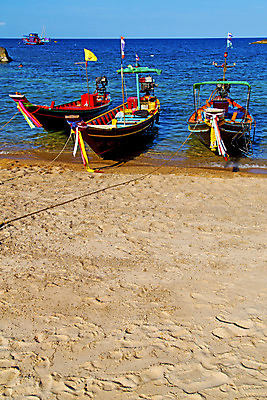 포토 JPG 해외이미지 구름 아시아 밧줄 파도 섬 여행 자연 조류 하늘 휴식 이끼 사람 동양인 풍경 사람없음 물 여름 노란색 수영 거품 자유 껍질 바위 만 보트 해조류 발자국 언덕 태평양 닻 석호 감싸기 미얀마 지질학 화창 해외202004 해외포토 자연요소 동물 계절 교육 나라 줄 바다 컬러 컨셉 배_교통 자국 모션 날씨 인종 돌_바위 수상스포츠 해양식물 생태계 파일형식 이미지허브