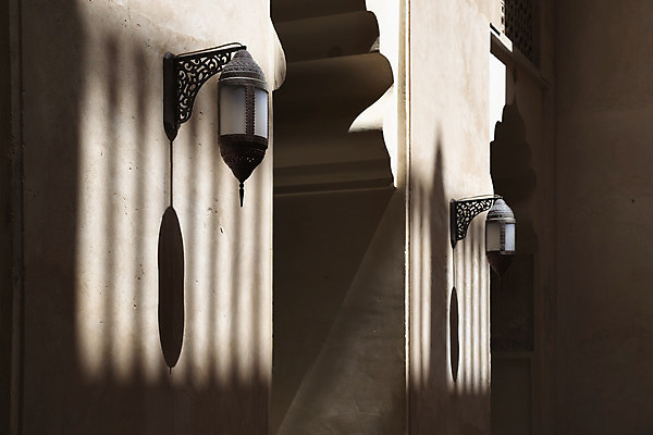 포토 JPG 해외이미지 벽 여행 건축양식 벽돌 산 사람없음 탑 성 수비 중세 역사 중앙 이슬람교 언덕 아라비아 동쪽 아랍어 옛날 해외202004 해외포토 건축물 건축 종교 모션 방향 파일형식 이미지허브