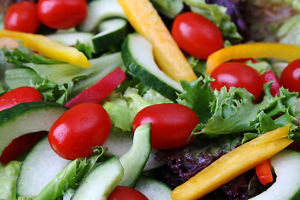 포토 JPG 해외이미지 음식 잎 다이어트 토마토 방울토마토 고추 피망 오이 건강 사람없음 초록색 샐러드 신선 준비 해외202004 해외포토 식물 컬러 채소 파일형식 이미지허브