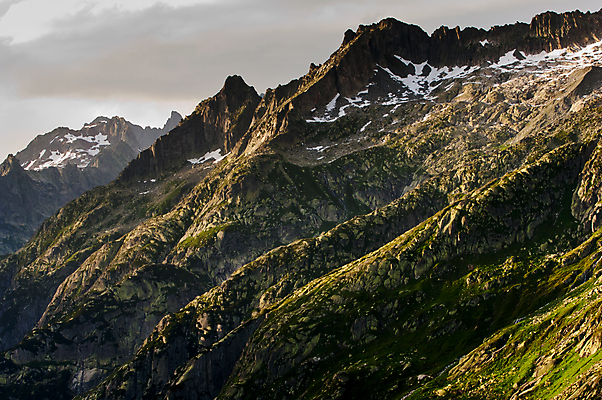 포토 JPG 해외이미지 유럽 도로 호수 자연 하늘 산 파노라마 풍경 사람없음 야외 초록색 물 여름 환경 계곡 맑음 저수지 댐 스위스 알프스 통과 해외202004 해외포토 자연요소 계절 공공시설 나라 길 컬러 교통시설 날씨 촬영기법 생태계 파일형식 이미지허브