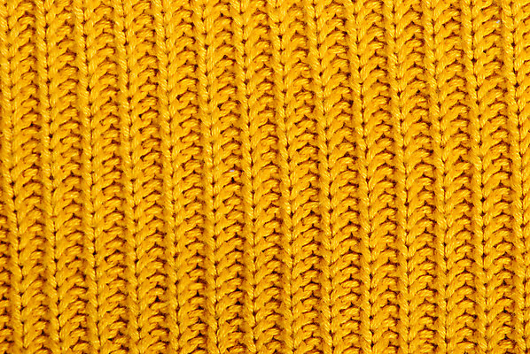 포토 JPG 해외이미지 백그라운드 사람없음 노란색 스웨터 묘사 니트 질감 양모 수공예품 핸드메이드 해외202004 해외포토 컬러 상의 직물 공예품 파일형식 이미지허브