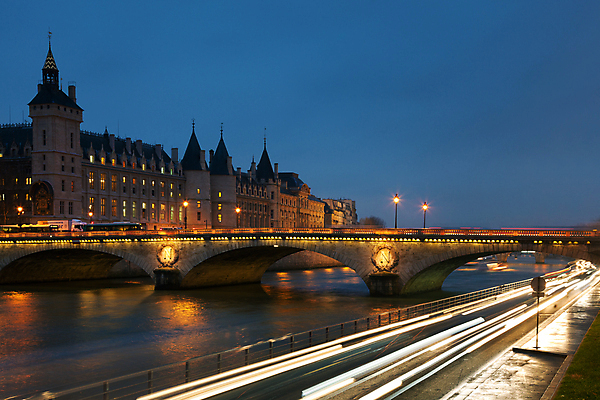 포토 JPG 해외이미지 건축물 도로 가로등 건축양식 풍경 사람없음 야외 빛 프랑스 도시 야간 파리_프랑스 센강 가교 해외202004 해외포토 자연요소 공공시설 건축 유럽 길 교통시설 강 파일형식 이미지허브