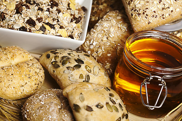 포토 JPG 해외이미지 식물 음식 빵 조각 농업 다이어트 자연 건조 샌드위치 건강 요리 사람없음 주방 식사 여러개 빵집 수확 신선 시장 맛 아침식사 농부 낟알 굽기 먹기 유기농 반죽 보리 귀 타입 덩어리 밭일 숙성 작살 호밀 해외202004 해외포토 직업 웰빙 산업 다수 컨셉 모션 곡류 신체부위 상점 구이 생태계 파일형식 이미지허브