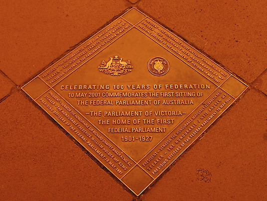 포토 JPG 해외이미지 건축양식 사람없음 건물 빛 노란색 힘 바위 도시 호주 야간 법 문학 국회 구식 멜버른 옛날 정부 스타일 해외202004 해외포토 자연요소 건축물 건축 컬러 돌_바위 오세아니아 파일형식 이미지허브