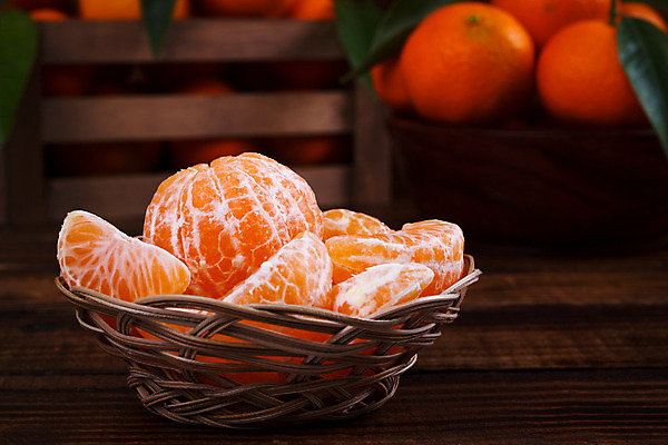 포토 JPG 해외이미지 음식 백그라운드 크리스마스 다이어트 오렌지 과일 자연 탁자 디저트 귤 건강 사람없음 목재 신선 달콤 맛 먹기 유기농 내추럴 숙성 채식주의자 비건 해외202004 해외포토 나무 웰빙 기념일 가구 컨셉 재료 모션 생태계 채식 파일형식 이미지허브